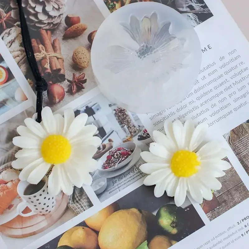 Silicone Mold DIY Chamomile Aromatherapy Gypsum Daisy Flower Car Pendent Candle Tool Cake Decorating Fondant Tool Chocolate Mold