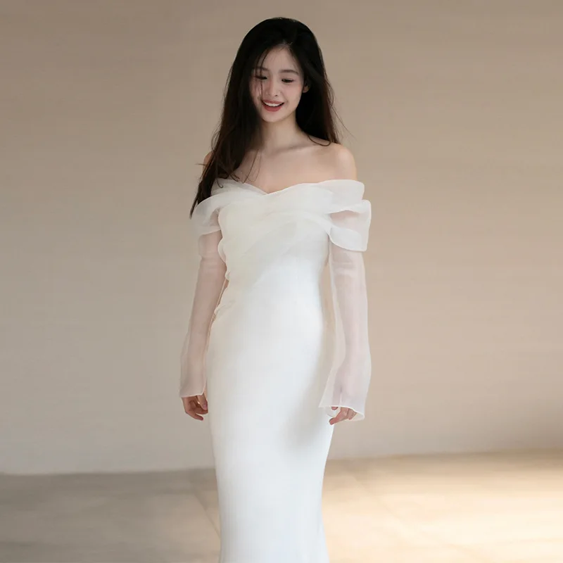 One Shoulder Satin Light Wedding Dress Simple and Slim Fit Sweet Long Sleeved Bride Evening Gown wedding dresses