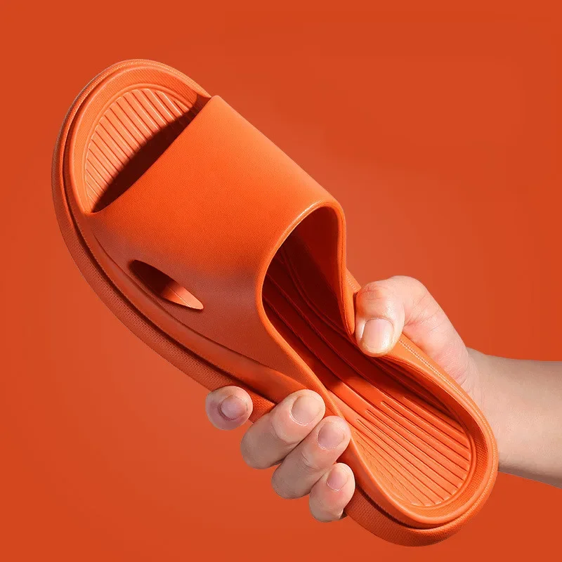 

New Couples Stylish Sandals Slip-Proof Thick-Soled Indoor Outdoor Men Flip Flops House Shoes Woman Super Sof Bathroom Slippers