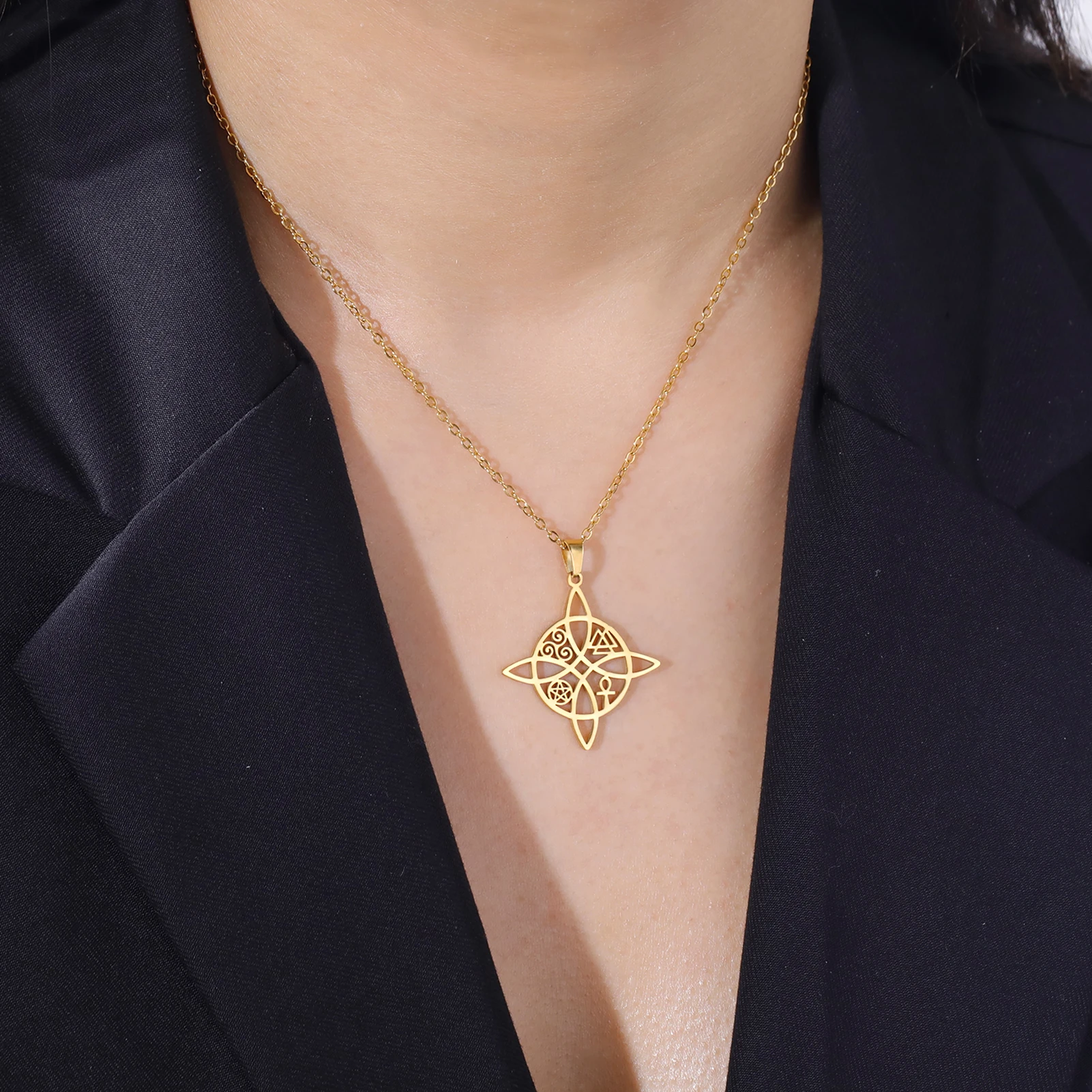 Collar Con Colgante Nudo Celta De Plata De Ley 925 Para Hombres Y