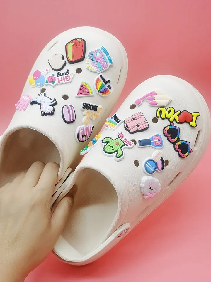 Shoe Charms for Clogs, Various Random PVC Cartoon Shoe Decorations Accessories Charms for Kids Adults and Also Suitable for Bracelets Wristbands Christmas Party Birthday Gifts PVC (Random 30 Pieces