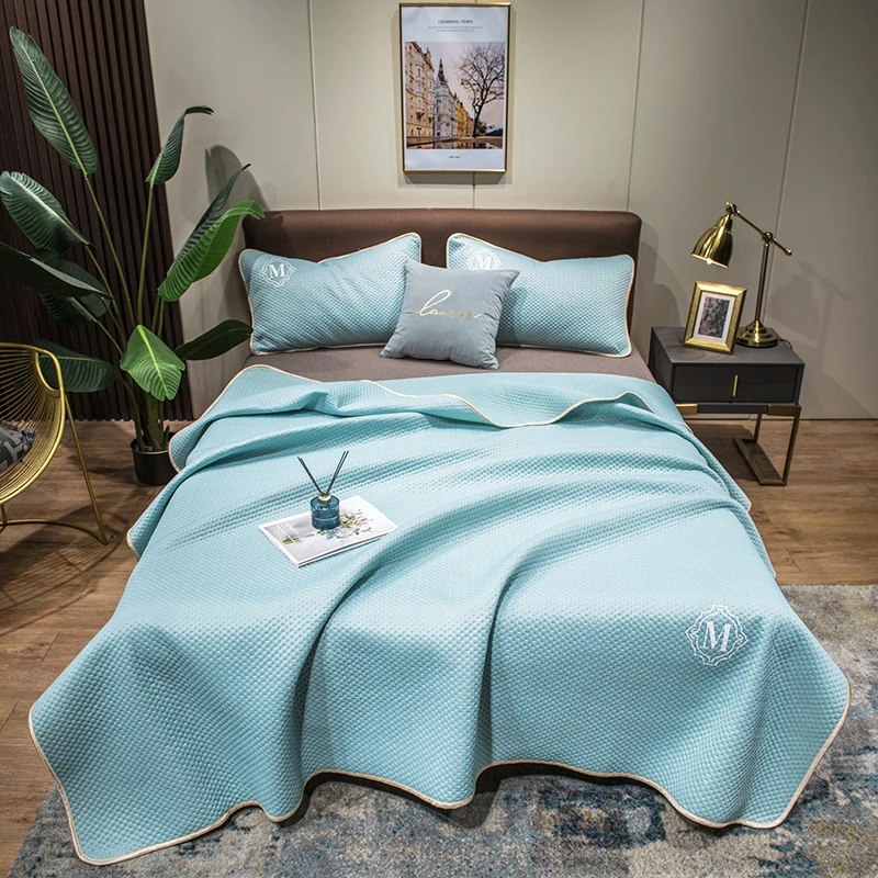 Summer Cool Ice Silk BedSpread Queen 