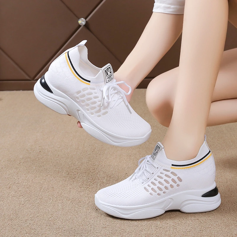 여성용 2024 캐주얼 통기성 할로우 아웃 플랫폼 스니커즈, 편안한 하이힐, 화이트 스포츠, 여름 신상 패션