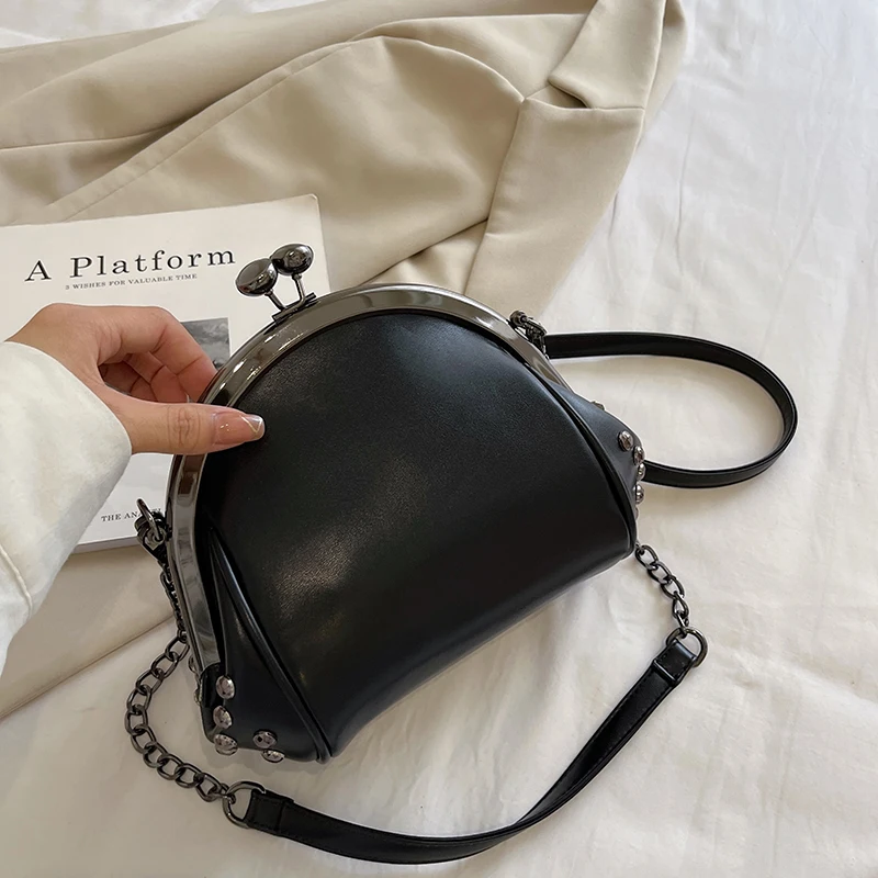 Women Handbags Rivet Tassel Fashion Shell Bag Korea Style Shoulder Messenger Chain High Quality Luxury Designer