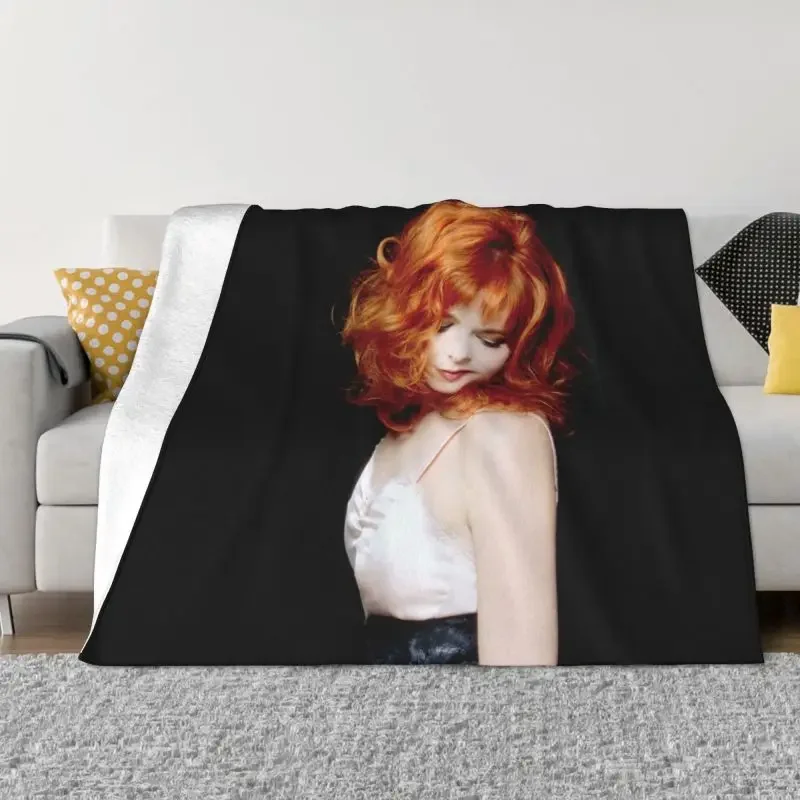

Beautiful Mylene Farmer 3D Print Blankets Breathable Soft Flannel Sprint French Singer Throw Blanket for Couch Travel Bedroom