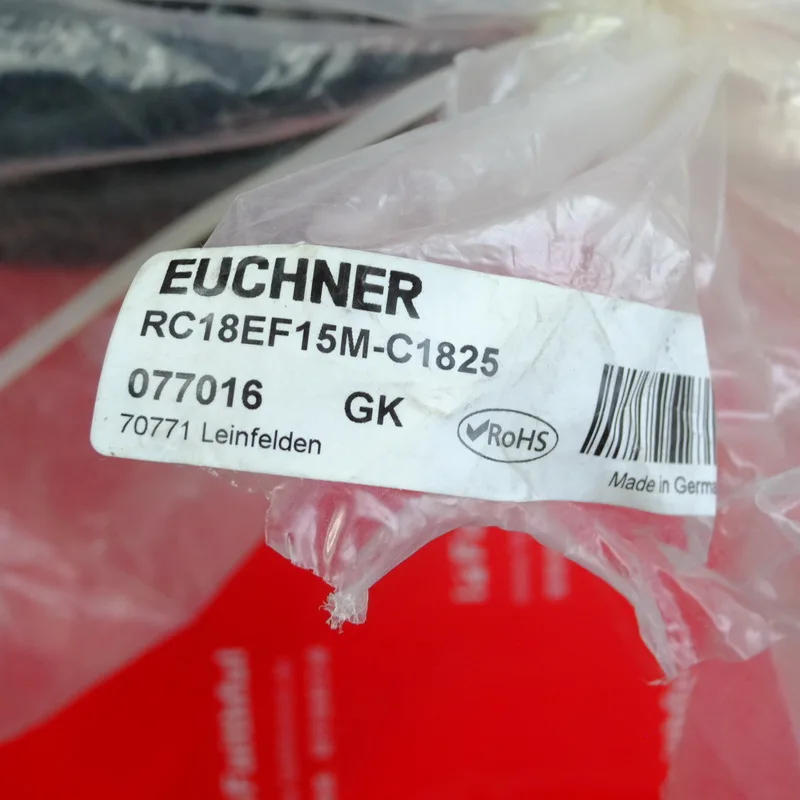 

New original Euchner 077016 connection line M23 19-core RC18 C1825 15 m