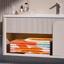 folding bathtub storage