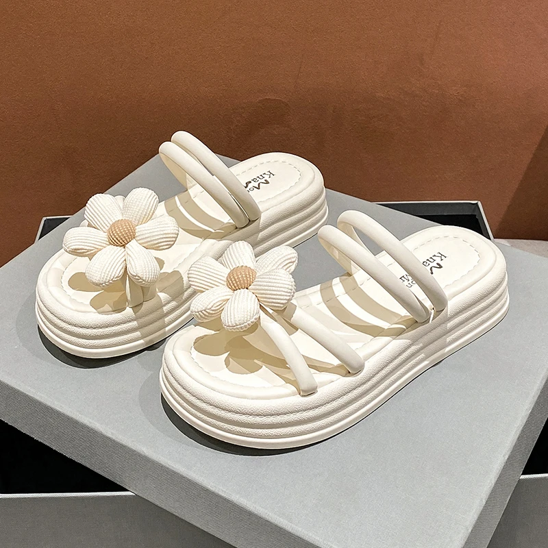 

Women's shoes, fat wide-footed sandals, women's 2023 summer new flat-bottomed fashion Joker with thick-soled sandals.