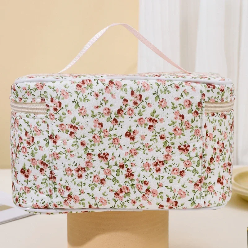 Women Cotton Makeup Bags Vintage Cosmetic Case Flower Large Capacity Tote Portable Cosmetic Storage Handbag Travel Organizer Bag