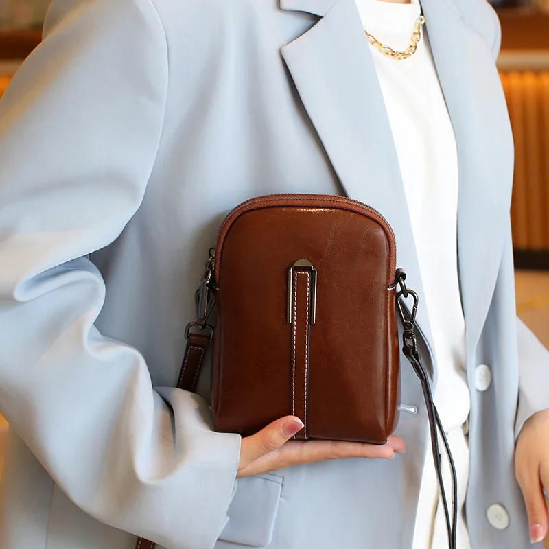 Leather Shoulder Bag Crossbody Bag Summer Women's Oil Wax Cowhide Leather Crossbody Shoulder Bag Small Shell Purse