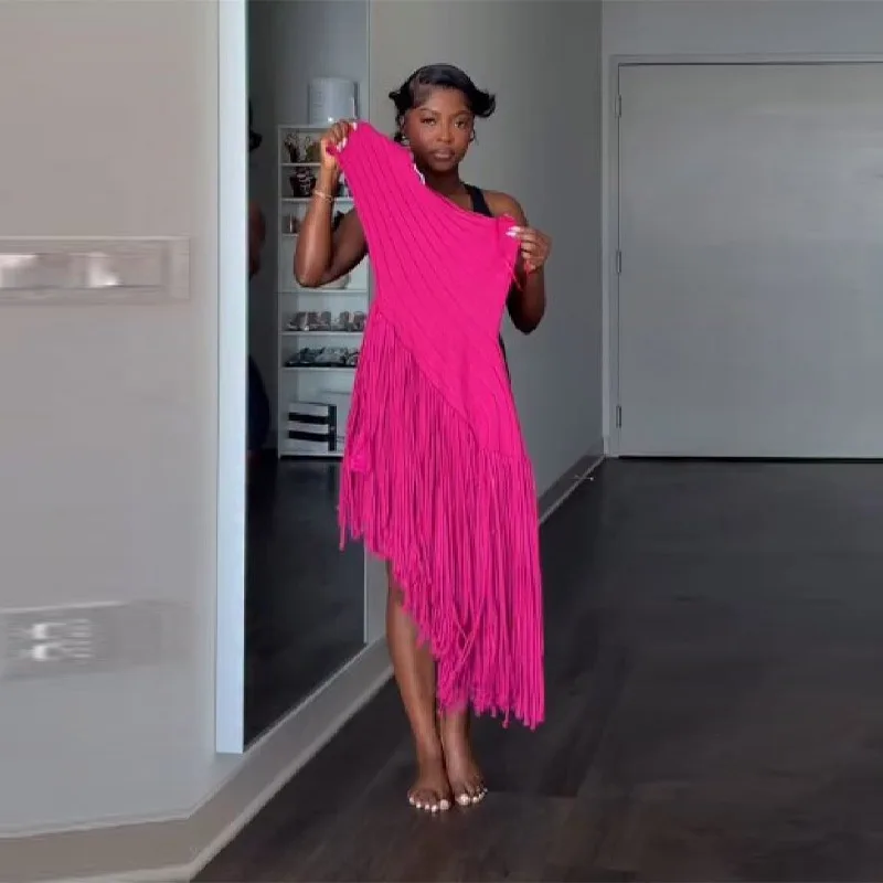 Nouvelle Tendance Femme : Robe de Soirée Sexy à Franges Couleur Unie, Coupe Irrégulière, Dos Nu, Sans Manches – Idéale pour les Soirées, les Rendez-vous Galants et les Clubs 1 Nouvelle Tendance Femme : Robe de Soirée Sexy à Franges Couleur Unie, Coupe Irrégulière, Dos Nu, Sans Manches – Idéale pour les Soirées, les Rendez-vous Galants et les Clubs 1