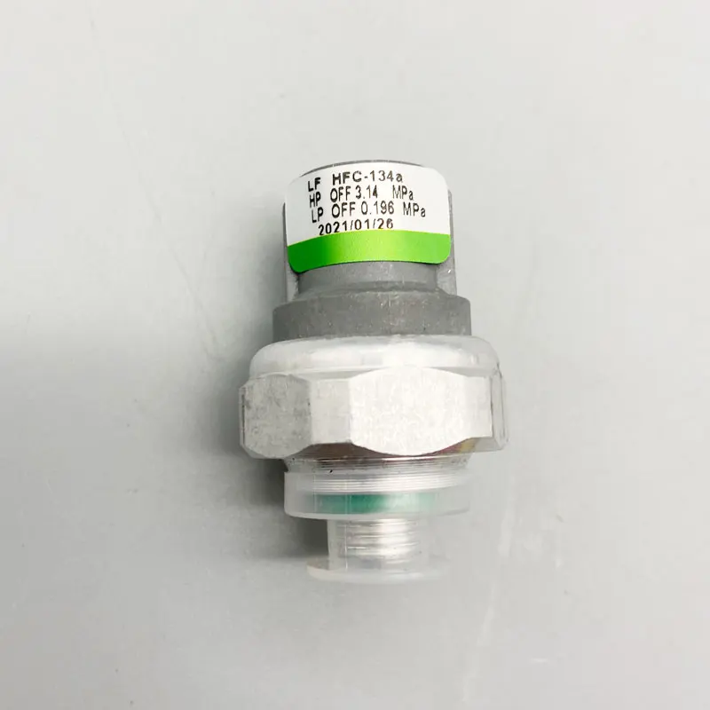 

For Komatsu PC60 70 130 160 200 240-5-6-7 air conditioner Drying bottle Pressure valve excavator accessories