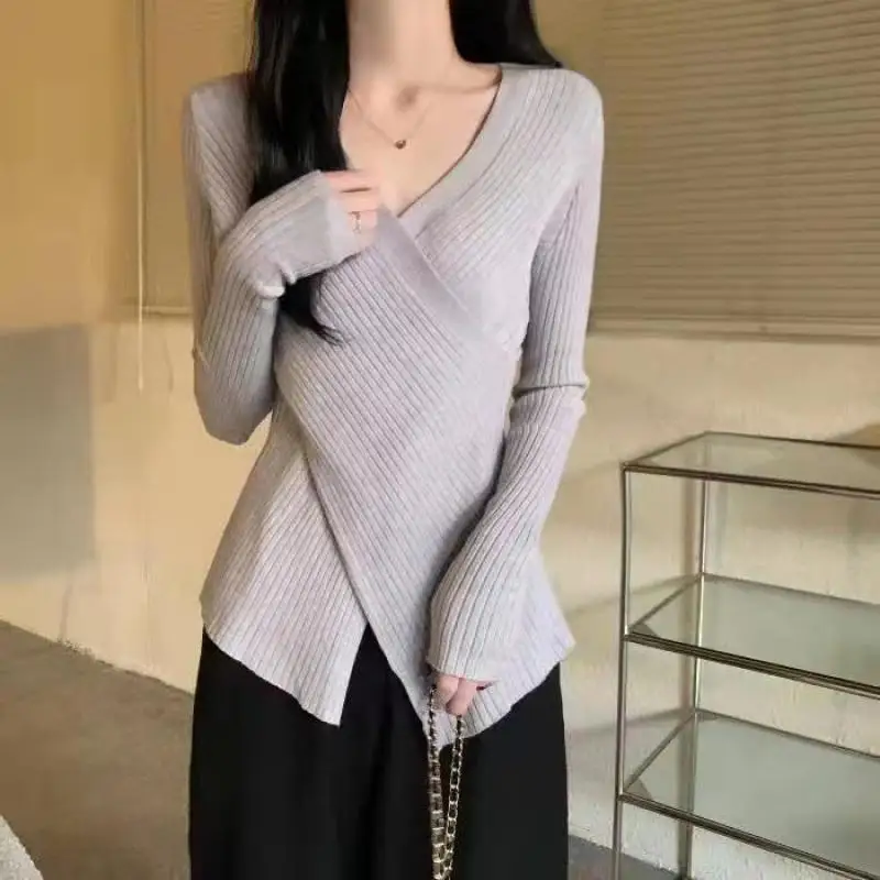 

Women's Long Sleeved V-Neck Pullover, Black Slim Elastic Knit Tops, Monochromatic Casual Patchwork Sweater, Autumn