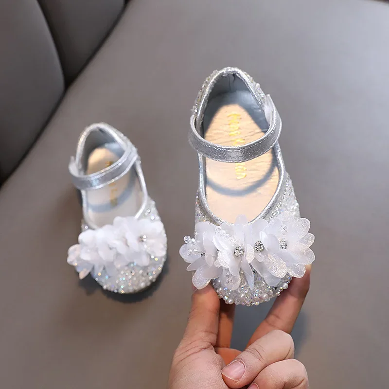 Leather Girls Ballet Shoes for Spring with Sequins and Glitter