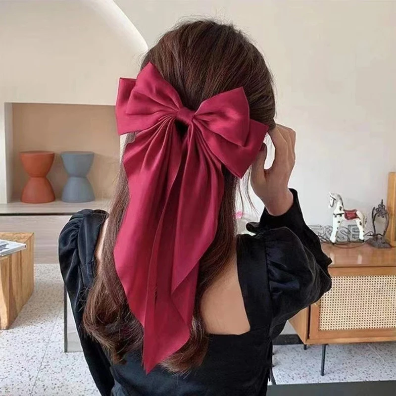 우아한 대형 나비매듭 리본 머리 클립 여성용 패션 심플 단색 새틴 봄용 클립 포니테일 나비매듭 헤어핀 여아용 머리 액세서리
