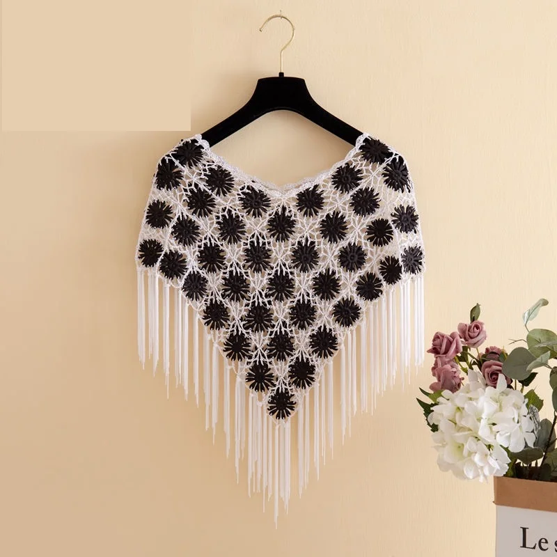 

2023 Spring Summer Hollow-out Tassel Mesh Capes Sunscreen Pullover Handmade Lace Shawl Lady Cloaks Sandy Beach Poncho P2