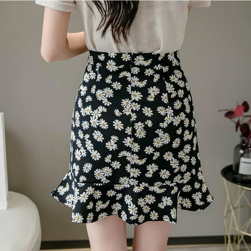 Рисунок 5 - Юбка-годе женская короткая с высокой талией