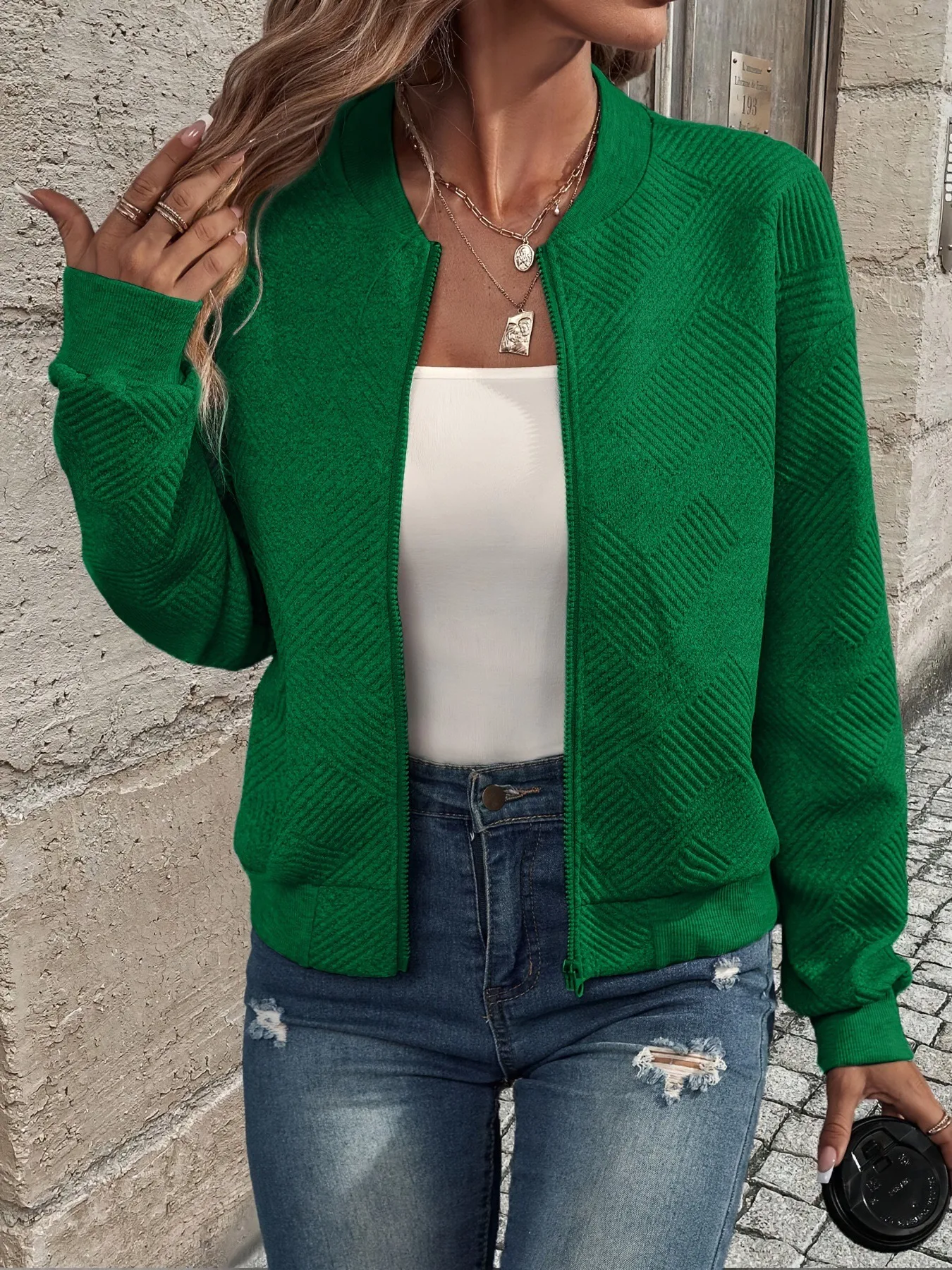 أزياء الملابس النسائية للتجارة الخارجية عبر الحدود وسترة نسائية غير رسمية على طراز سحاب من أوروبا وأمريكا وجنوب شرق آسيا