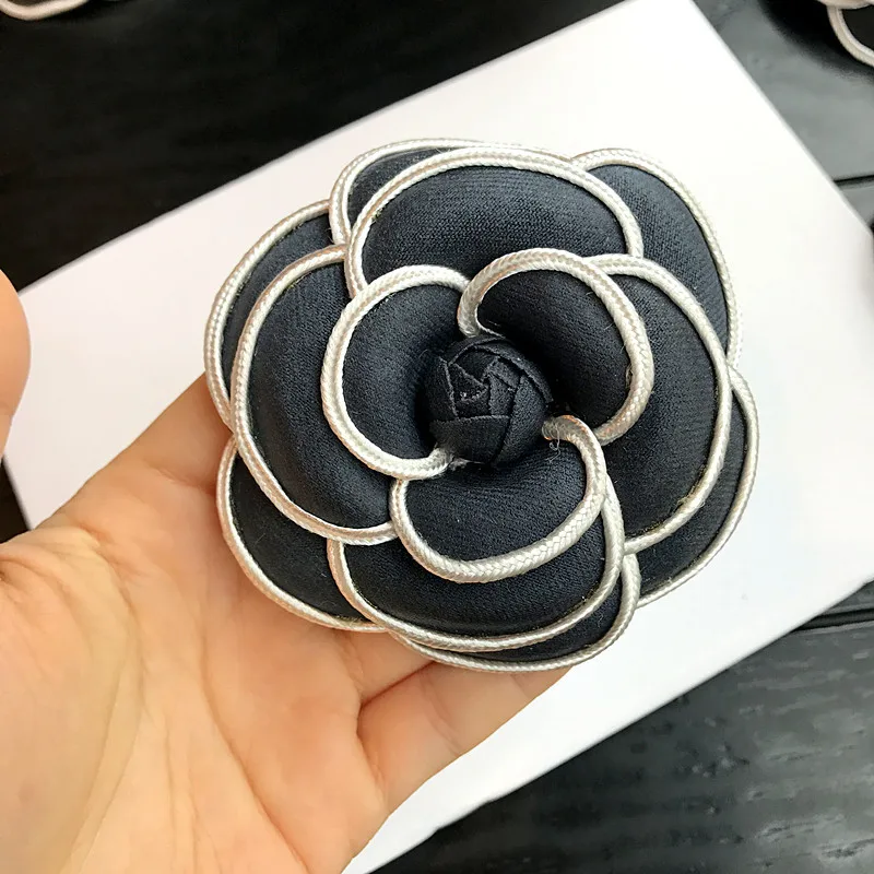 

i-Remiel Korean High-grade Flower Brooch Cloth Art Classic Camellia Broche Pins & Brooches Women Shawl Shirt Collar Accessories