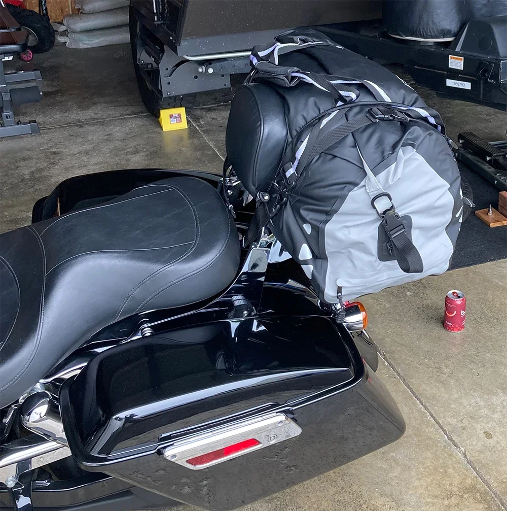 Motorcycle Bag Outdoor PVC Dry Sack Bag Waterproof 10L 20L 30L 50L Shoulder Bag Diving Swimming Hiking Driving Travel Kits waterproof dry sack
