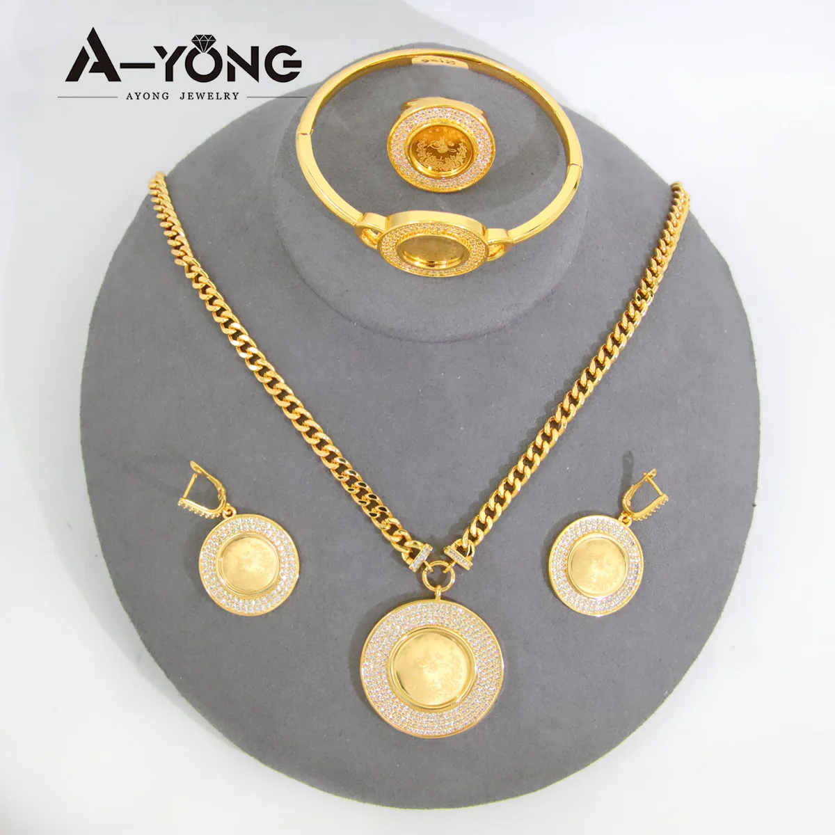 

Luxury 24K Copper Gold Plated Arab Coins Jewelry Set Round Zircon 4pcs Necklace Pendant Sets Dubai Women Wedding Party Jewelrys