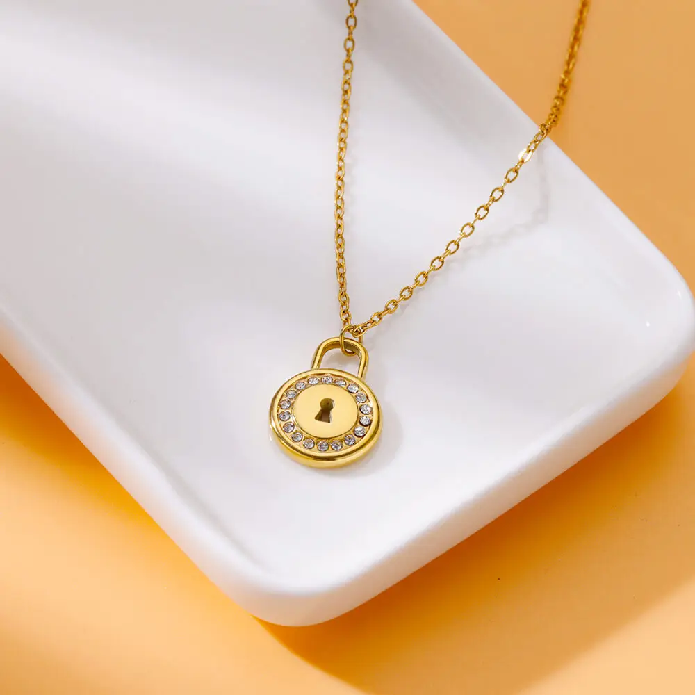 White Zircon Round Lock Stainless Steel Chain Necklaces For Women