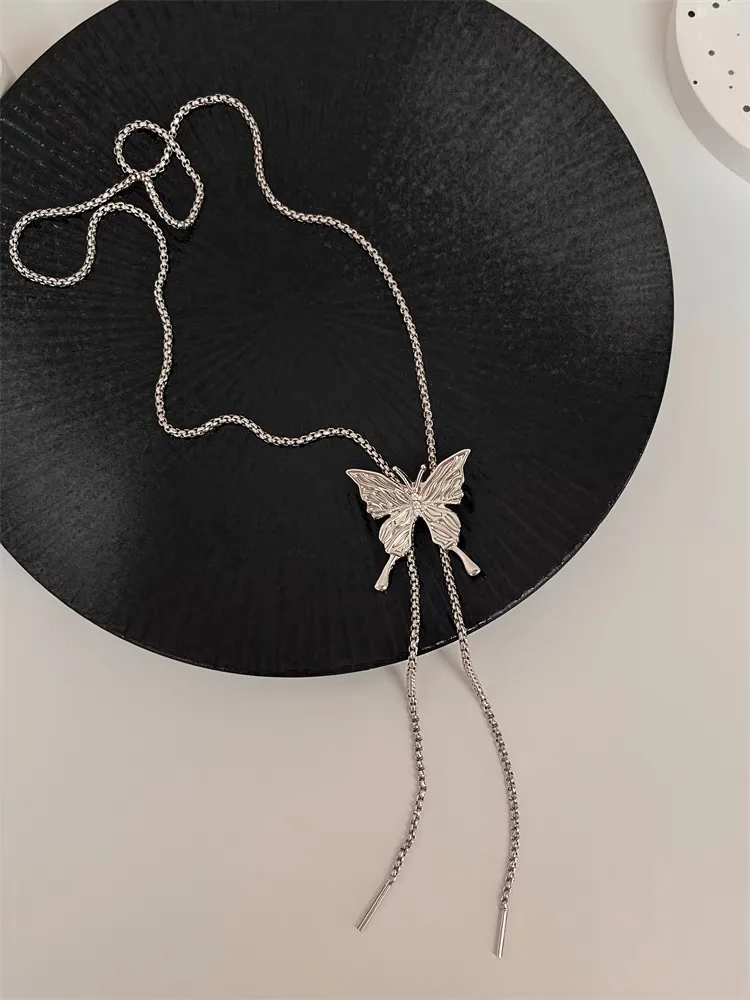 Luxury Butterfly Necklace Creative Pull-out Adjustable