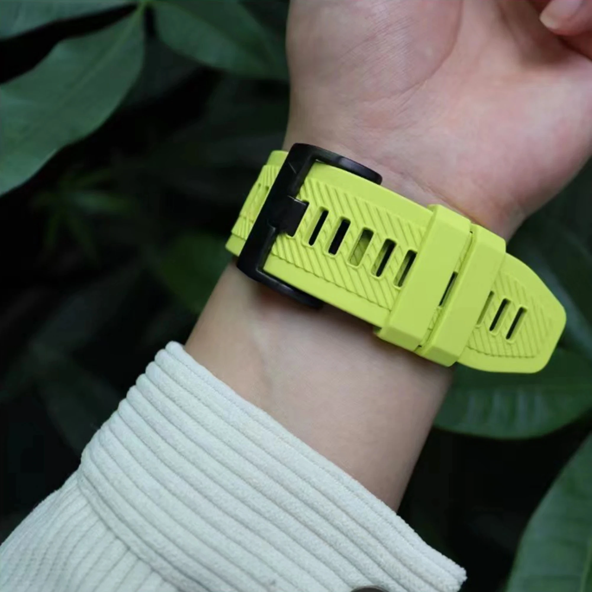 Two-Tone Silicone Sport Watch Band - QuickFit 22mm/26mm Strap