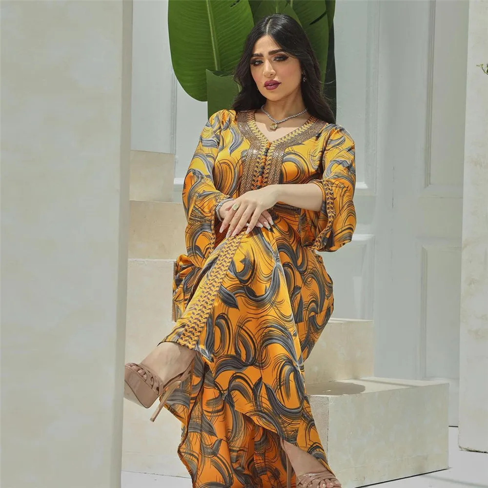 

2024 Eid Mubarak Muslim Abayas Women Diamonds Floral Printed Dress Turkey Vintage Dubai Kaftan Arab Robe Evening Jalabiya Caftan