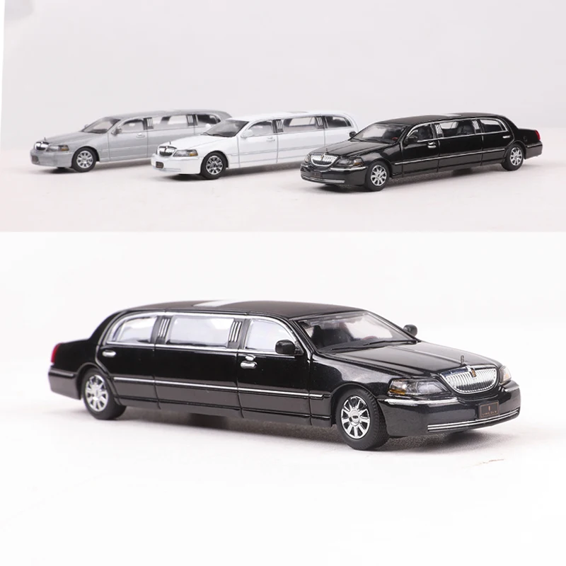 GCD 1:64 Town Car Limousine Alloy Model Car