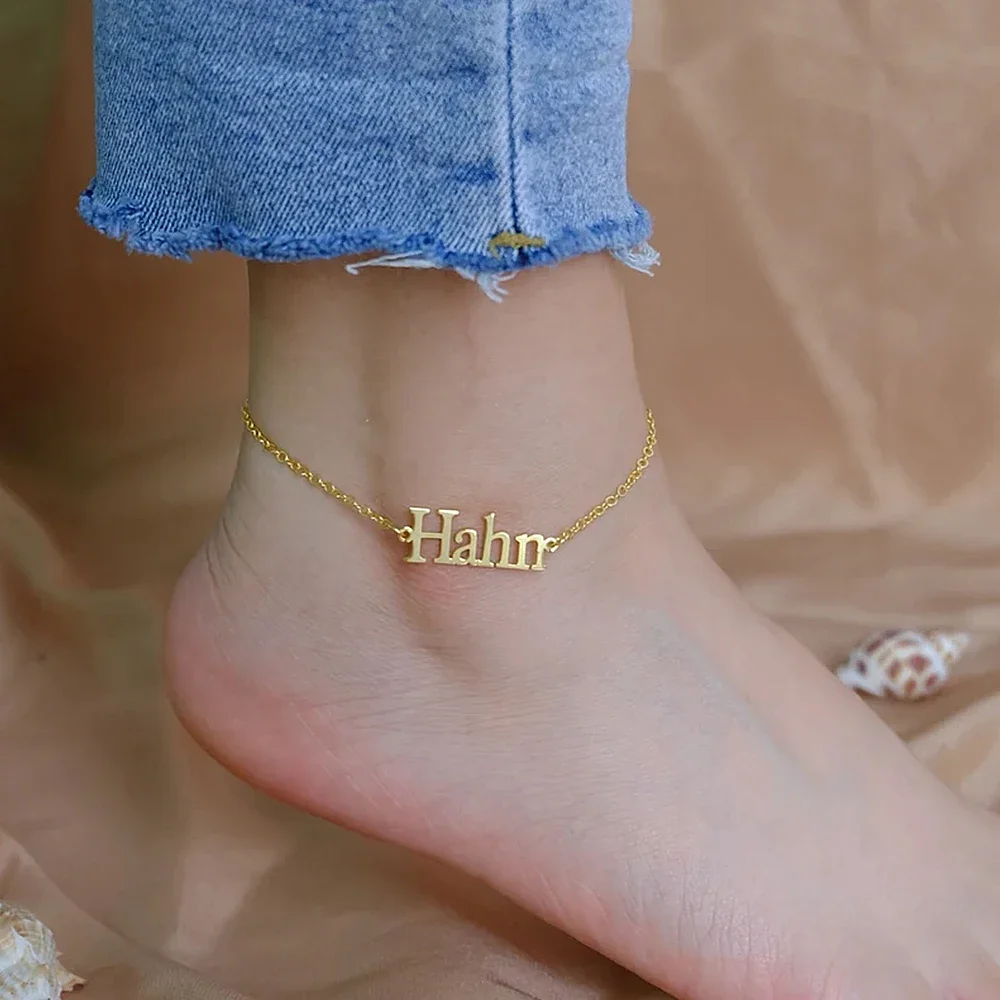 Ankle Bracelet, Custom Name Anklet, Figaro Chain, Anklets With Initial –  Emerlax