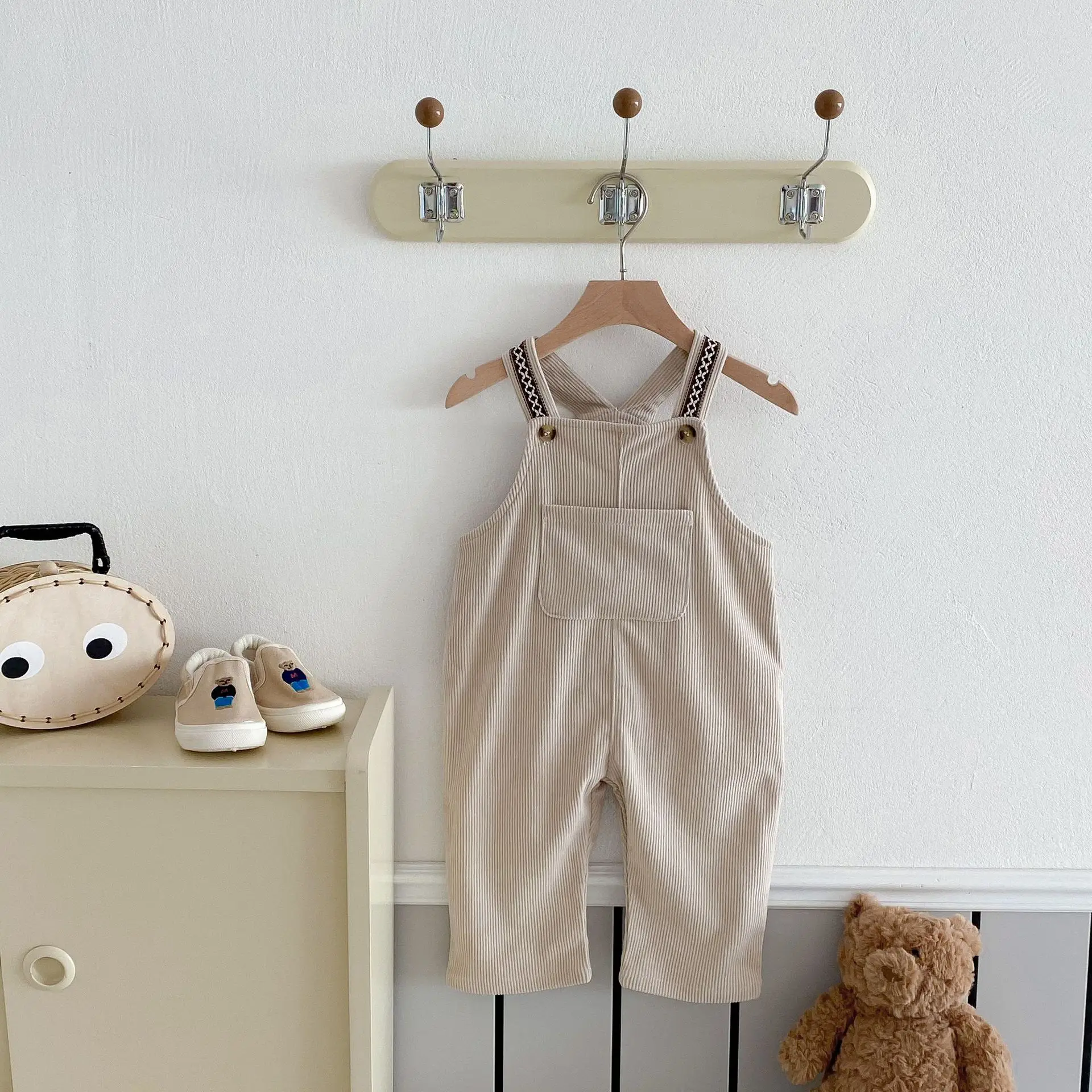 2025 Spring New Children Loose Corduroy Overalls Baby Girls Solid Casual Pants Boys Comfortable Strap Trousers Kids Clothes