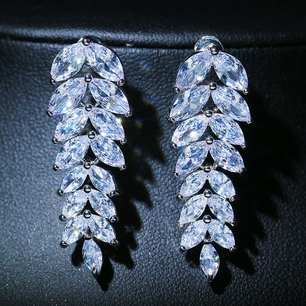 Bettyue Charming Hot Sale High Quality Zirconia Earring Leaves Shape Design Fashion Banquet Women&Girls Exquisite Jewelry