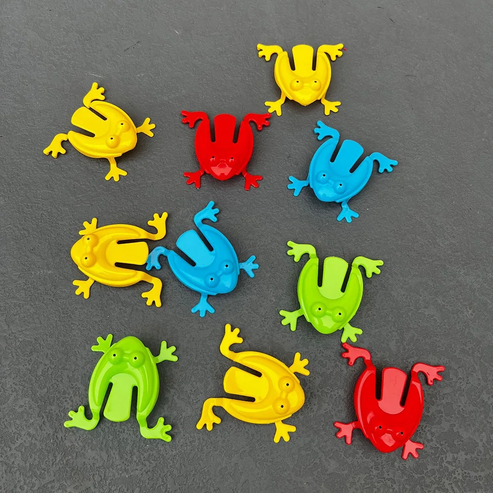 10-50Pcs Mini Plastic Frogs Toy Frog Jumping Leap Frogs Toy Novelty Stress  Reliever Toys Boy and Girls Birthday Gift Party Favor