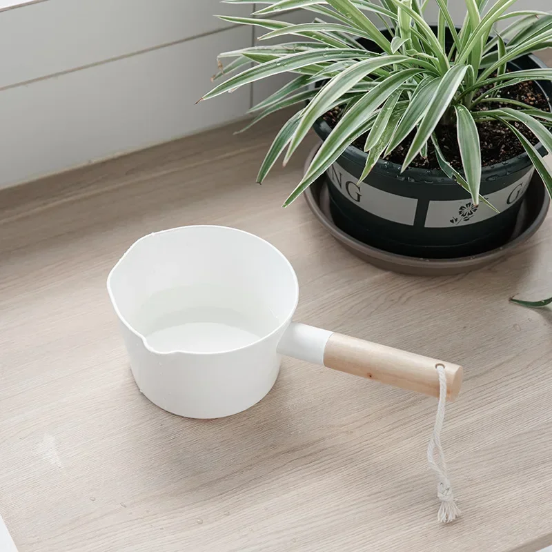 Long Handle Water Scoop Household Durable Thick Plastic Water Scoop Can Hang Bathroom Kitchen Gadget Supplies Cleaning Tool