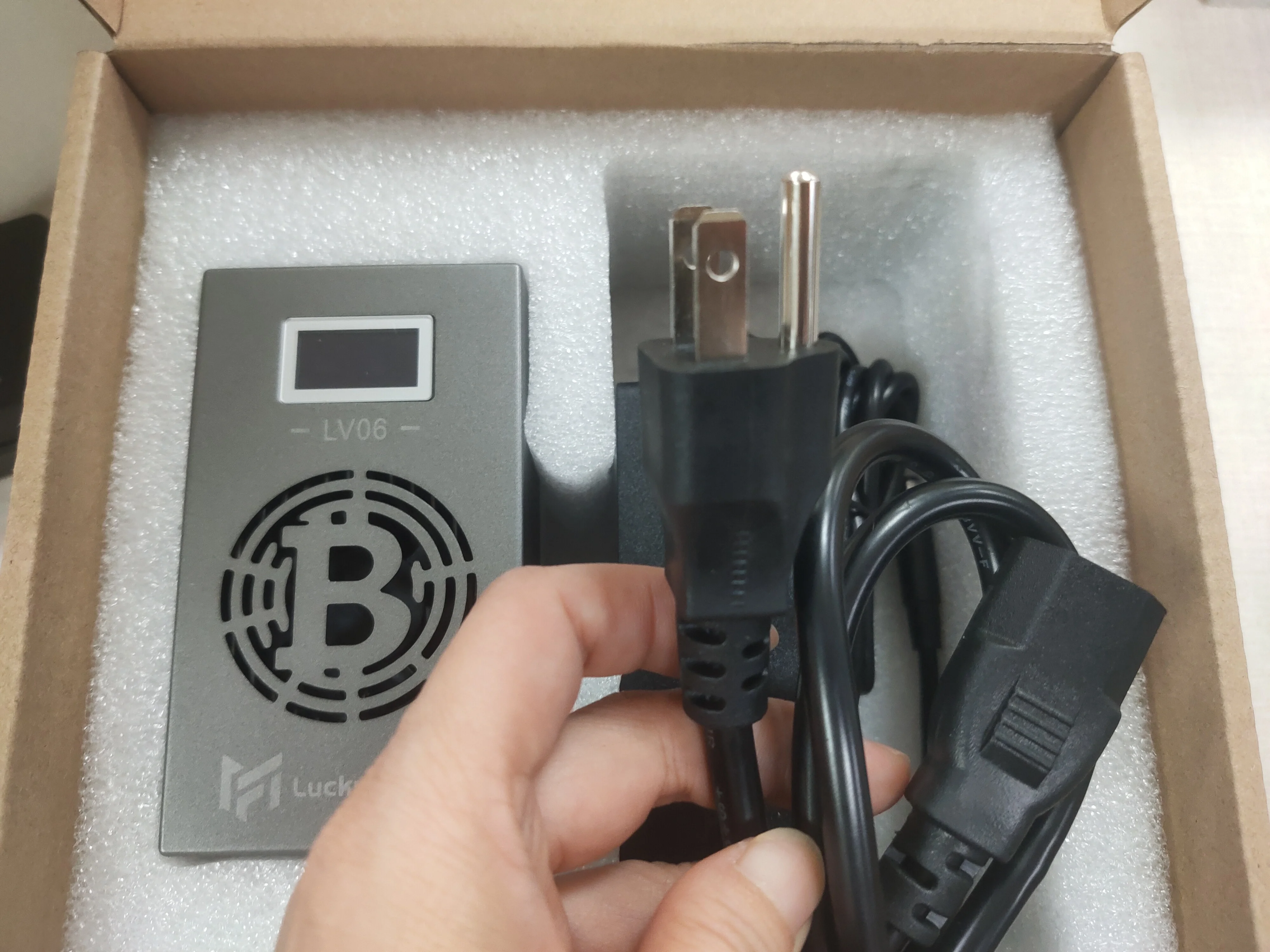 사일런트 채굴 기계 BTC 채굴기, LV06 와이파이 504GH/S BM1366 SHA256 BTC BCH BSV DGB 럭키 채굴기 v6 암호화 채굴기