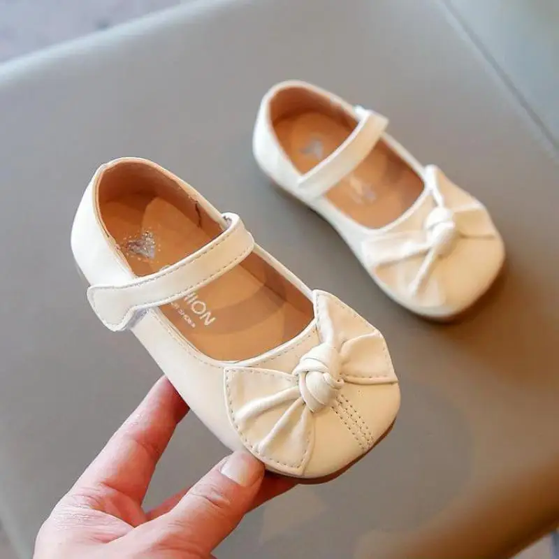 Girls Butterfly Shoes New Fashion Autumn Girls Bling Princess Shoes String Bead Dance Child Anti-slip Flats D640