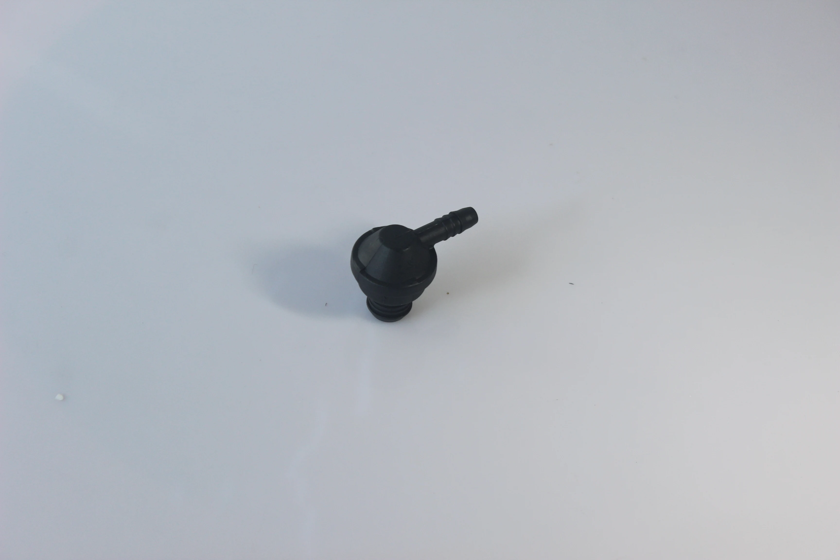 FOR CAR AUTO ENGINE BREATHER CRANKCASE HOSE ONE WAY VALVE PCV Vent 030 103 175B 030-103-175B 030103175B Audi Seat Skoda VW
