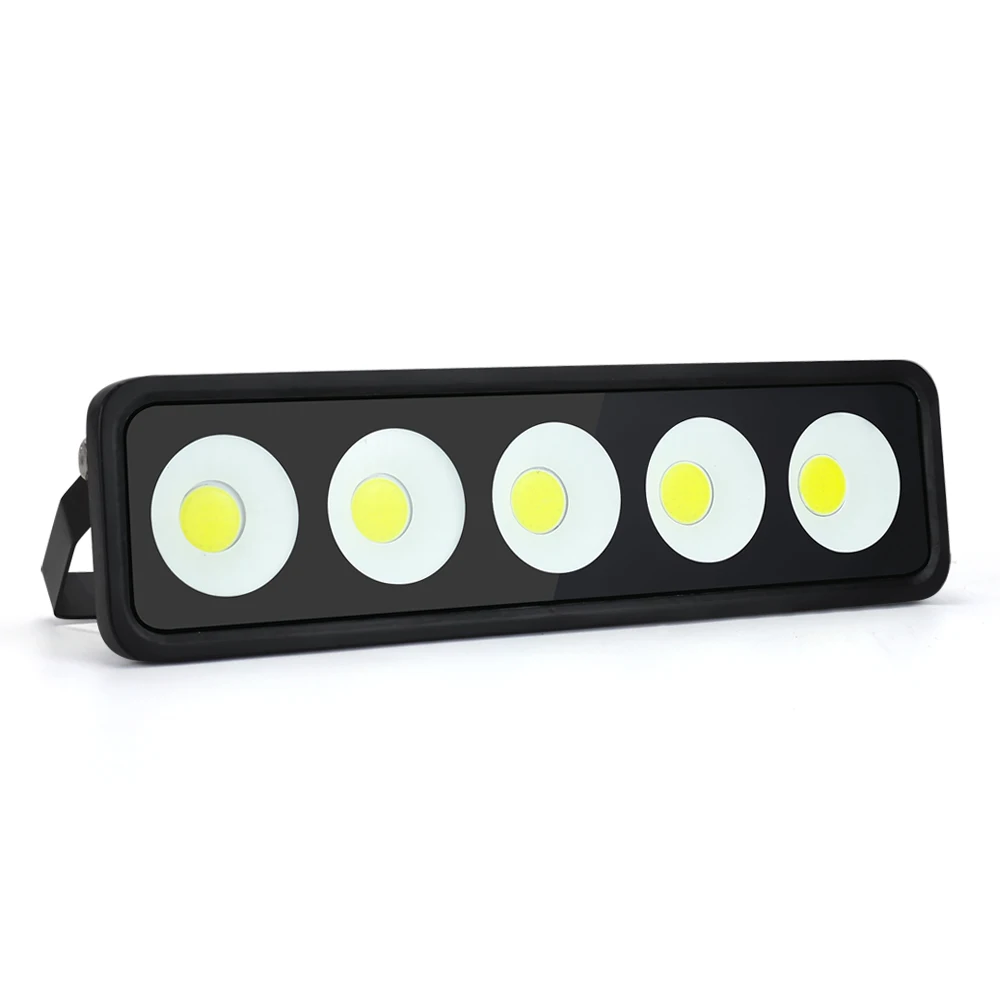 High-Power Waterproof Outdoor LED Floodlight - 50W, 220V, IP65