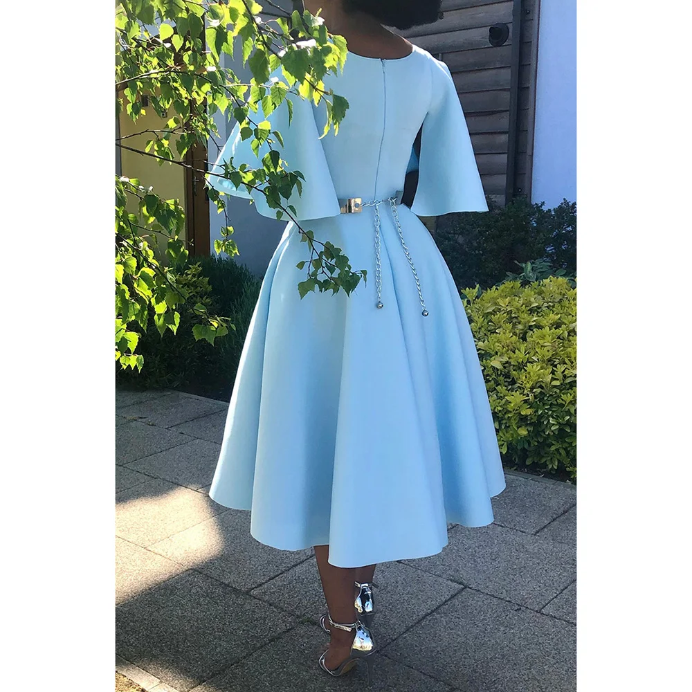 Рисунок 2 - Строгие платья средней длины с