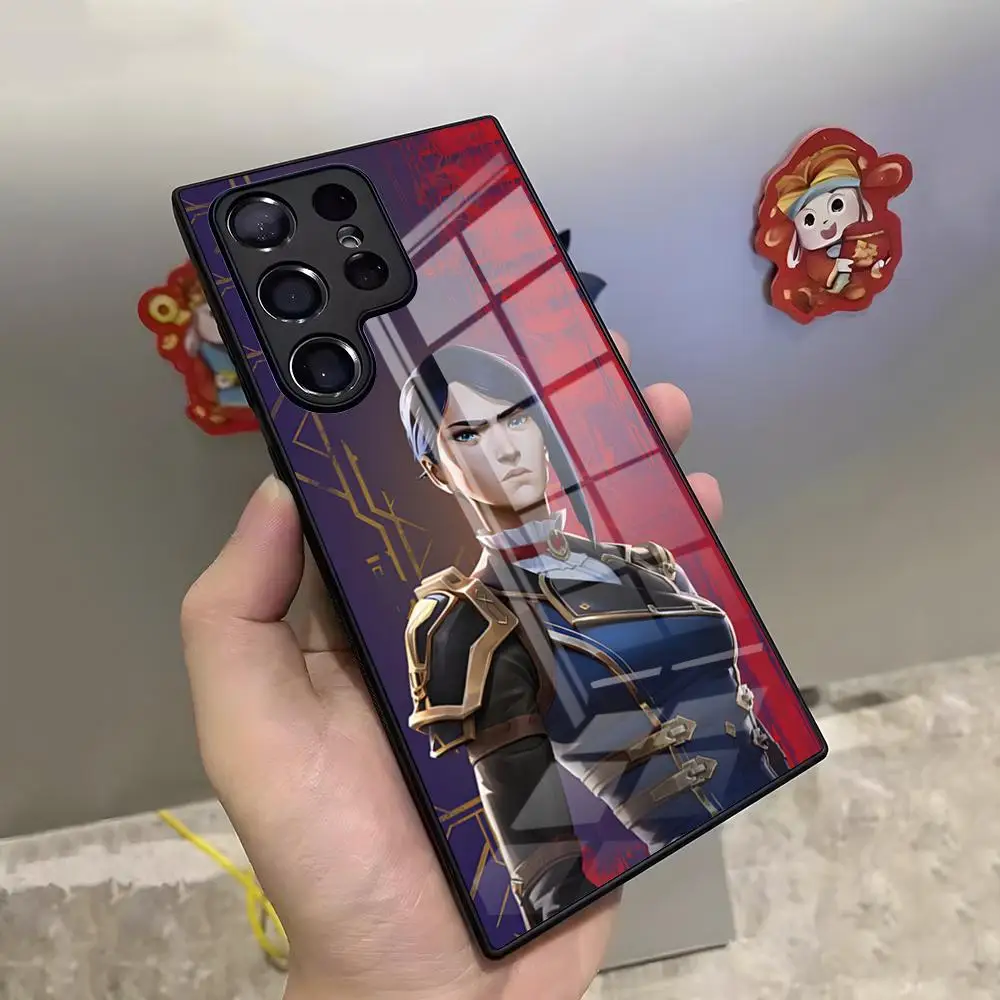 Arcane Vi and Caitlyn Themed Glass Phone Case
