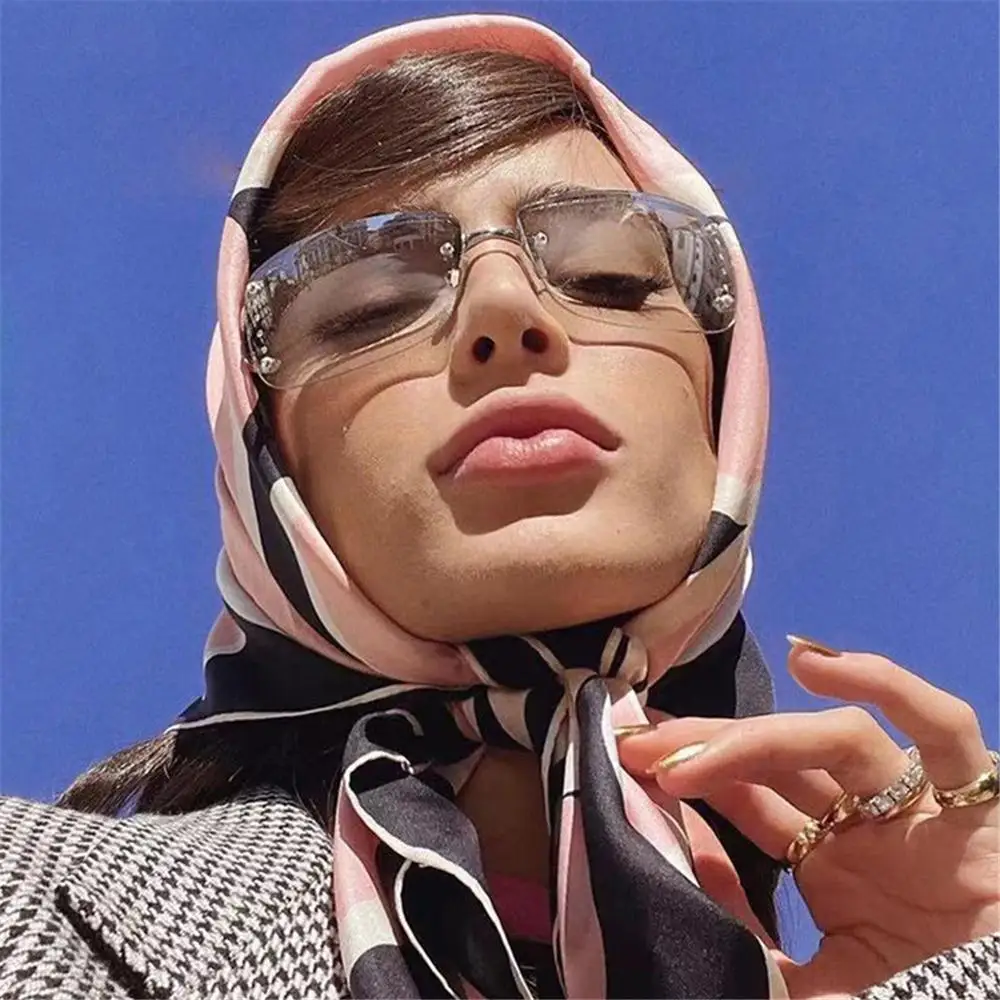 ������ ��Ʈ�� ���̹� �Ȱ� UV400 �� ����� Y2K ���۶�, ������ �״�