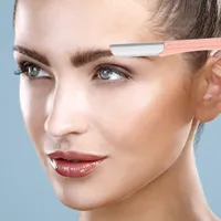 Lot de 3 rasoirs à sourcils avec manche en plastique, outils de coupe des sourcils en acier inoxydable, tondeuses portables et légères pour poils du visage, kit d'outils de maquillage 4