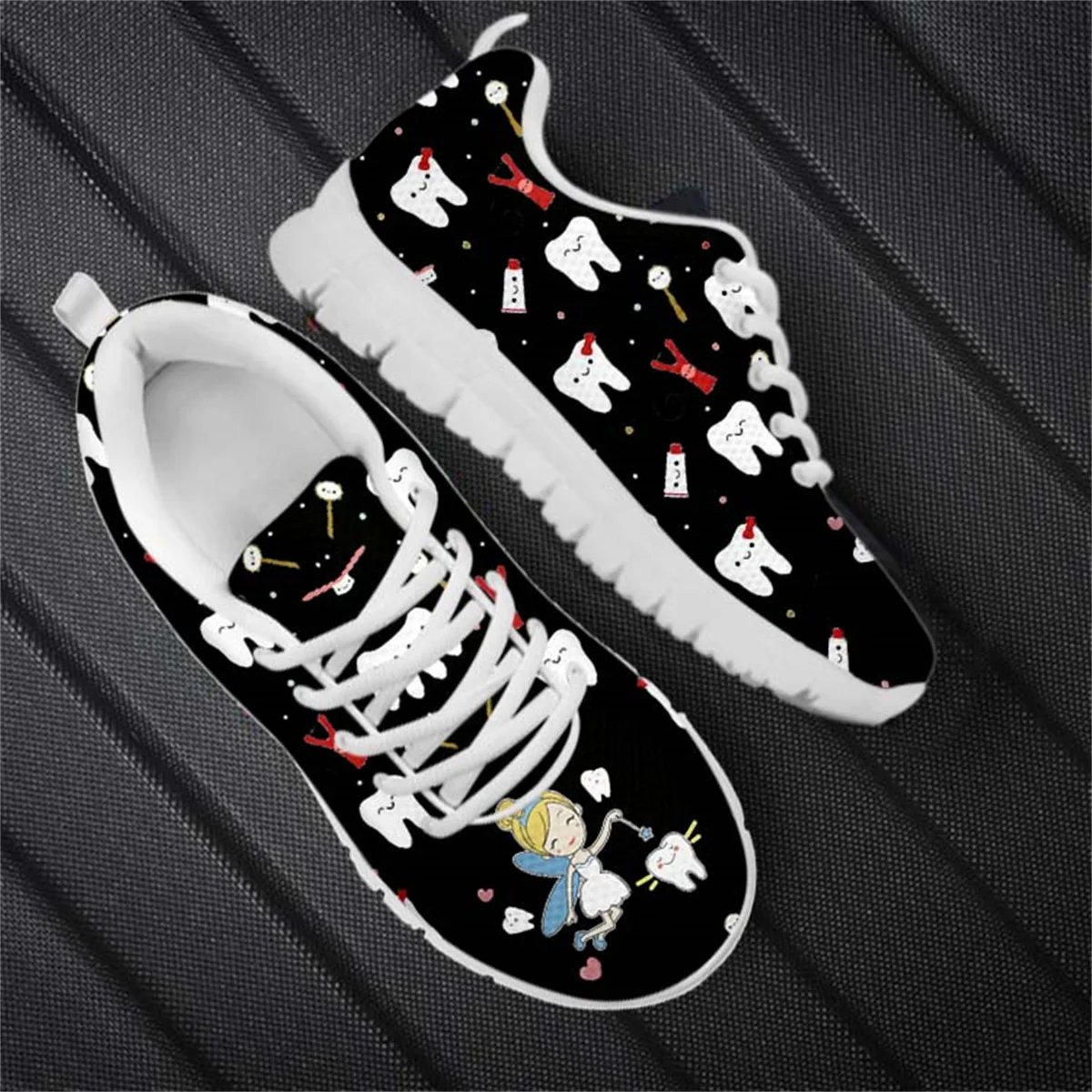 

Cartoon Dentist Print Lace-Up Sneakers Women Cute Teeth Pattern Light Comfortable Walking Shoes Female Dental Mesh Flat Shoes