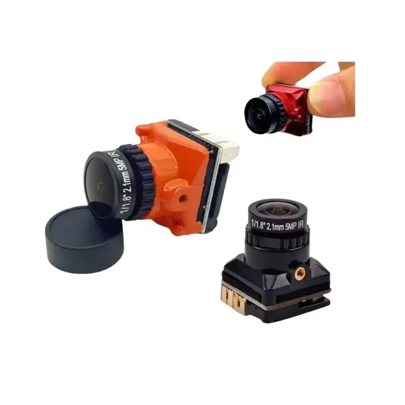 Détail du support anti-vibration de la caméra drone FPV 1500TVL CMOS 2.1mm, avec vis de fixation et amortisseurs en caoutchouc.