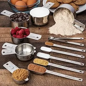 Measuring cups and spoons set