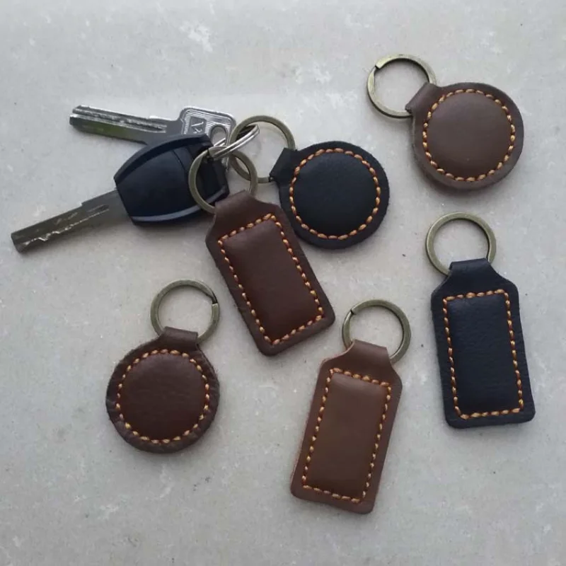 Vintage Cowhide Leather Keychain Accessory - Mini Handbag Pendant