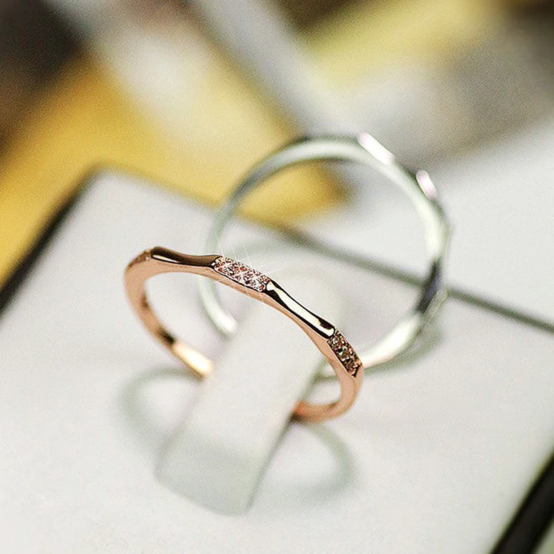 2025 Fashion Style Minimalist Huitan ring, suitable for women and Fiat, brass frame, geometric pattern, fashionable style_voghion.com