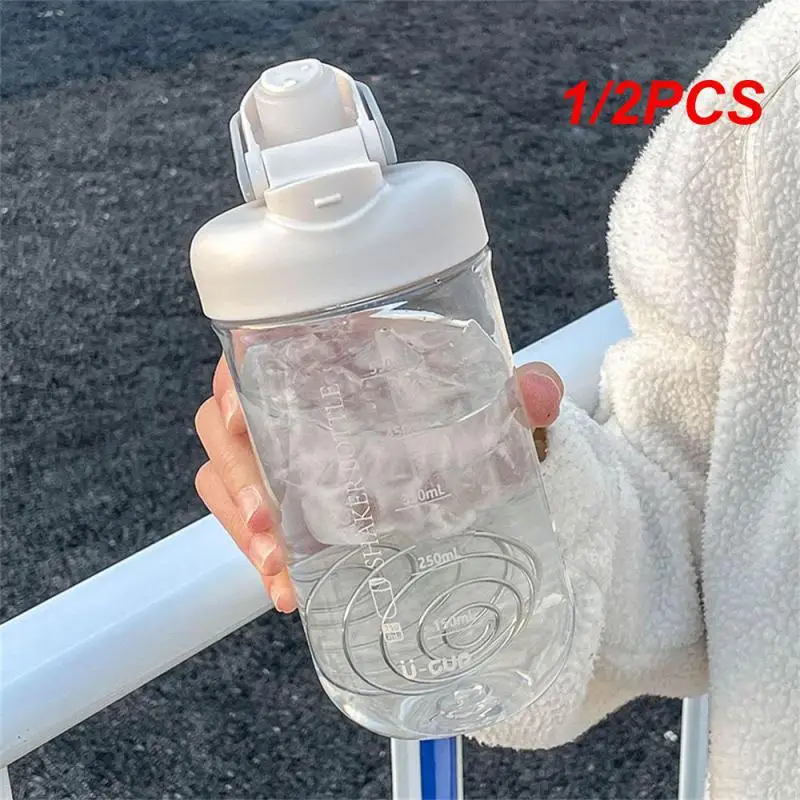 Portable Shake Cup Protein Powder Fitness Tazza Sportiva Da Uomo High Color Value Net Red Cup Mixing Cup Shaker Bottles