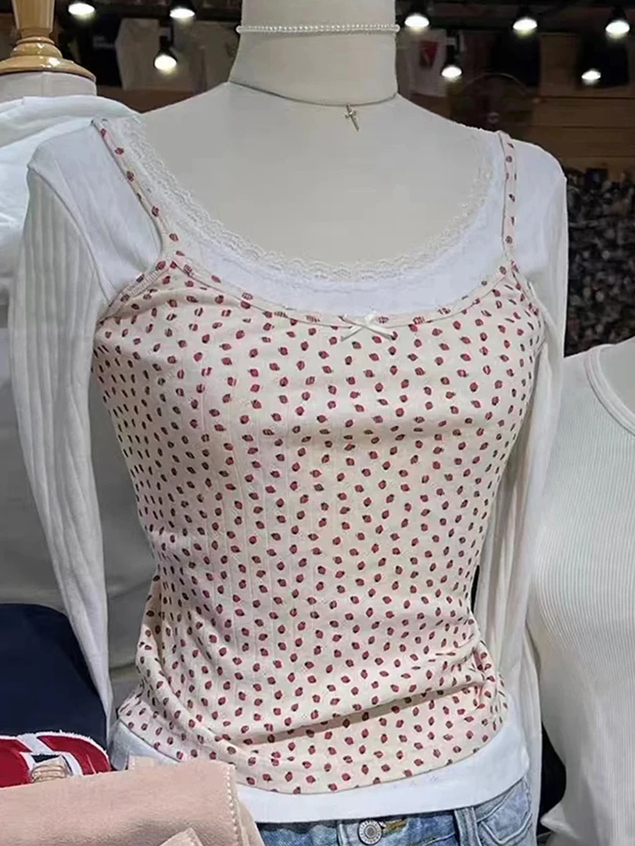 

Майка женская хлопковая с принтом клубники, милая Повседневная эстетичная уличная одежда с бантом, жилет без рукавов, милая винтажная рубашка, Y2K